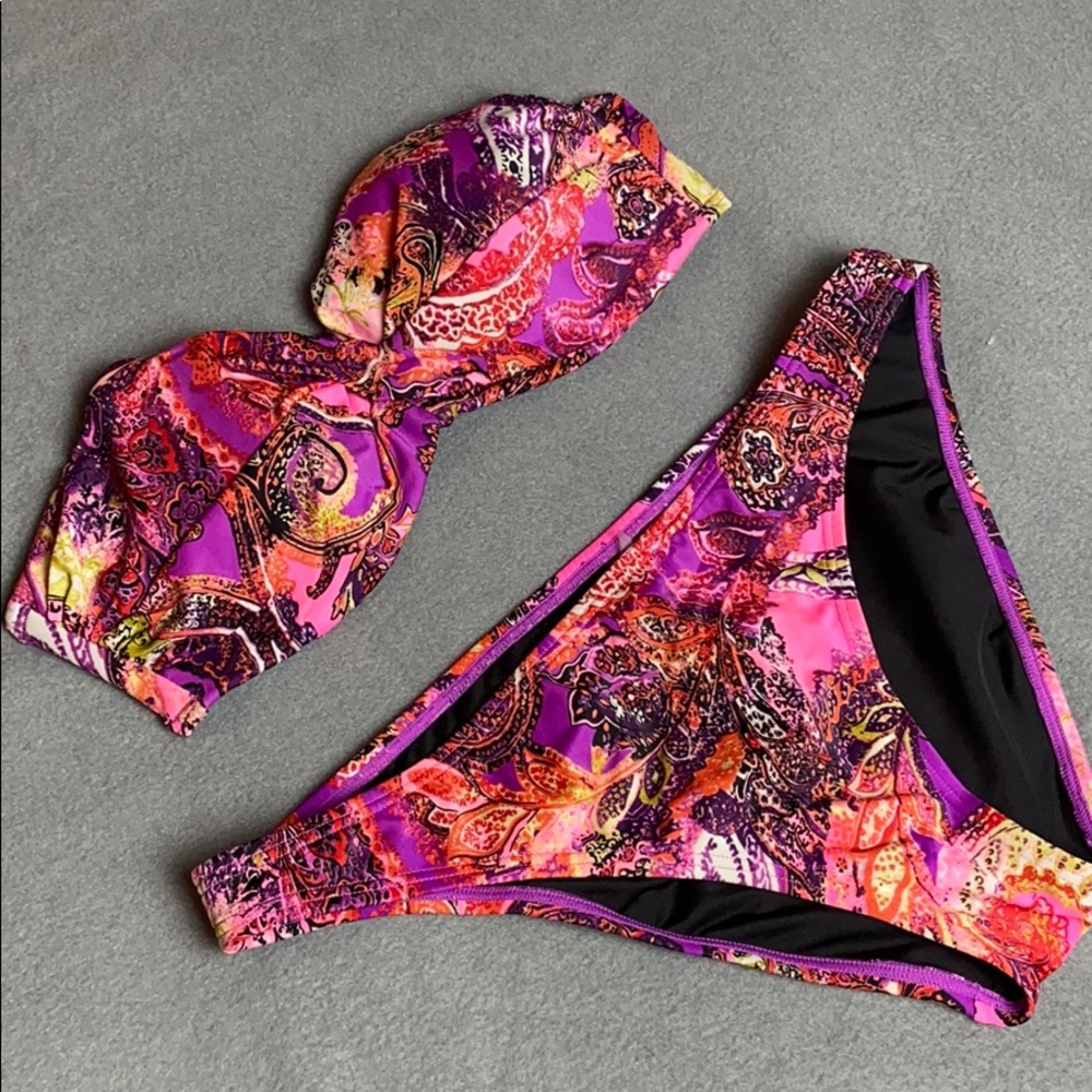 Buckle Paisley Swim Suit Size L